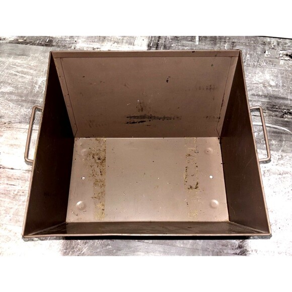 Mid-Century Storage Bin with Handles - Picture 5 of 9